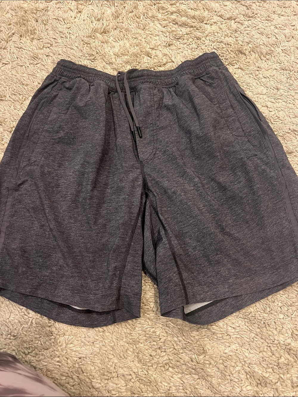 Lululemon mens size large 
Lined for extra support